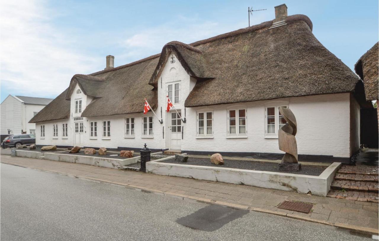 Stunning Home In Hojer With Wifi Kültér fotó